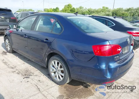 2011 Volkswagen Jetta 2.5L Se z USA, uszkodzony, nr VIN 3VWDZ7AJ4BM324511